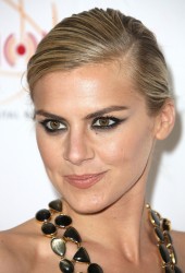 ELIZA COUPE