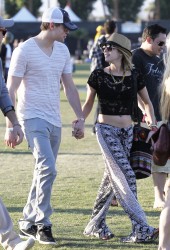 EMMA ROBERTS