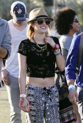 EMMA ROBERTS