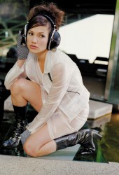 JENNIFER LOPEZ