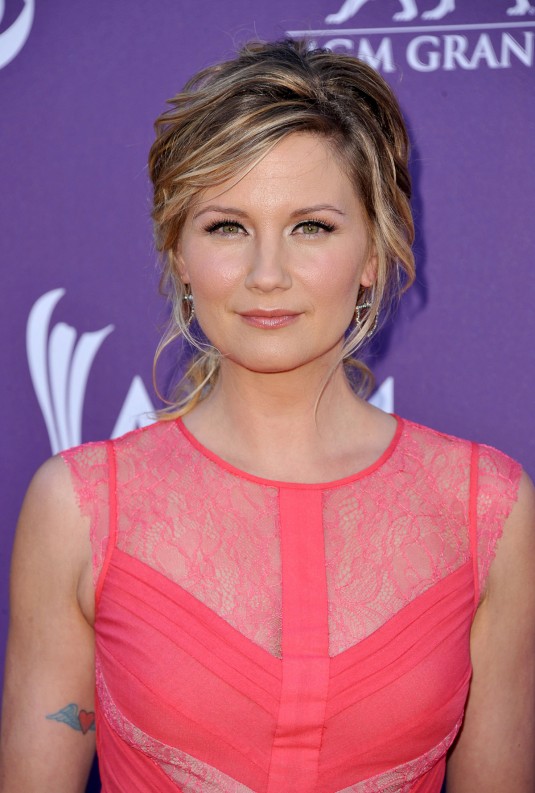 JENNIFER NETTLES