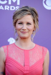 JENNIFER NETTLES