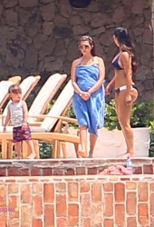KIM KARDASHIAN and KHLOE KARDASHIAN