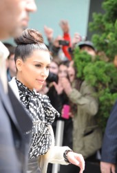 KIM KARDASHIAN