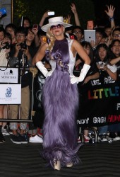 LADY GAGA