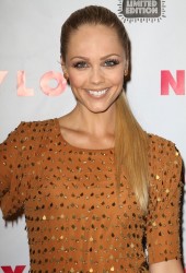 LAURA VANDERVOORT