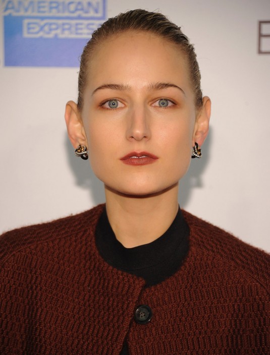 LEELEE SOBIESKI