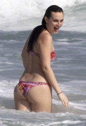 LEIGHTON MEESTER