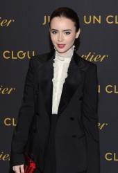 LILY COLLINS