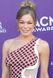LeANN RIMES