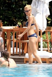 MICHELLE HUNZIKER