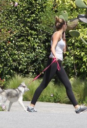 MILEY CYRUS