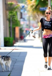 MILEY CYRUS