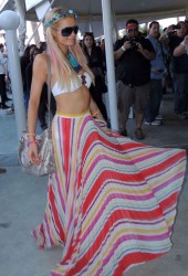 PARIS HILTON