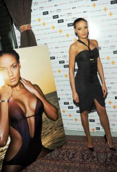 SELITA EBANKS