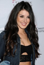 SHENAE GRIMES
