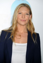 ANNA TORV