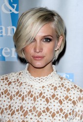 ASHLEE SIMPSON