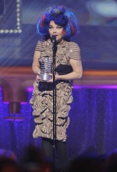 BJORK