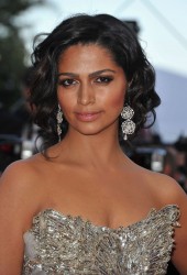 CAMILA ALVES