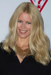 CLAUDIA SCHIFFER