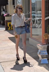 EMMA ROBERTS