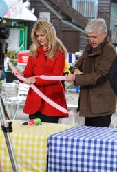 HOLLY WILLOUGHBY