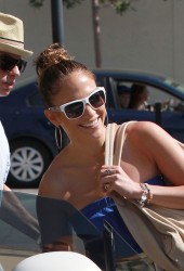 JENNIFER LOPEZ