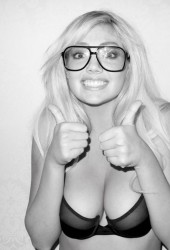 KATE UPTON