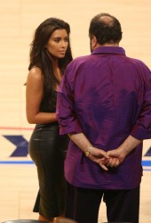 KIM KARDASHIAN