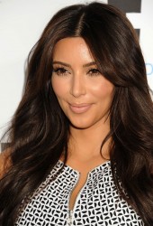 KIM KARDASHIAN