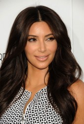 KIM KARDASHIAN