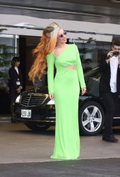 LADY GAGA