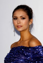 NINA DOBREV