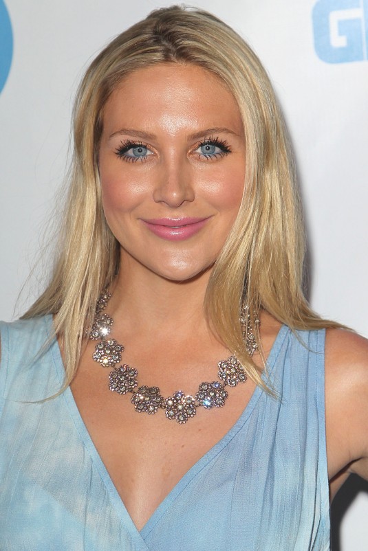 STEPHANIE PRATT