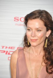 ANNA FRIEL