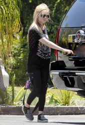 AVRIL LAVIGNE