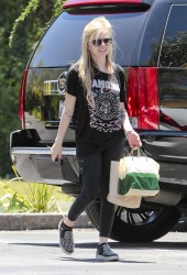 AVRIL LAVIGNE