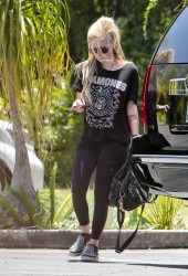 AVRIL LAVIGNE