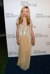 CAT DEELEY