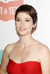 CHYLER LEIGH