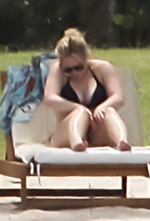 HILARY DUFF