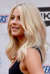 JULIANNE HOUGH