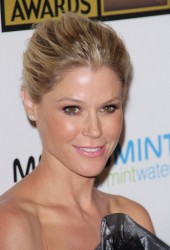 JULIE BOWEN