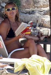 KATE HUDSON