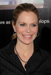 KRISTIN BAUER Van STRATEN