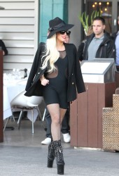 LADY GAGA