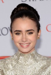 LILY COLLINS