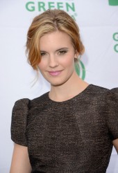 MAGGIE GRACE