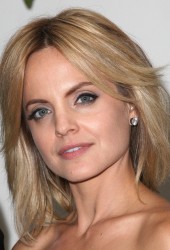 MENA SUVARI